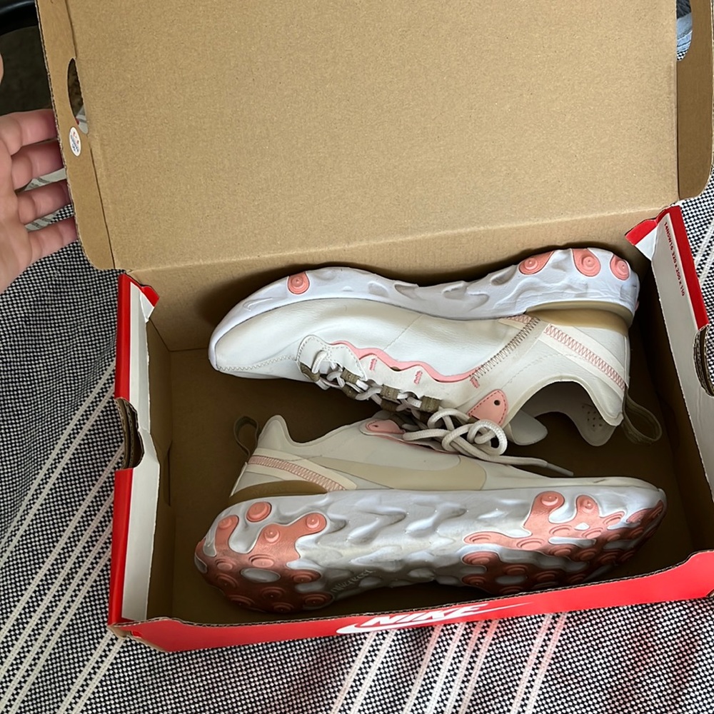 Nike react element 55